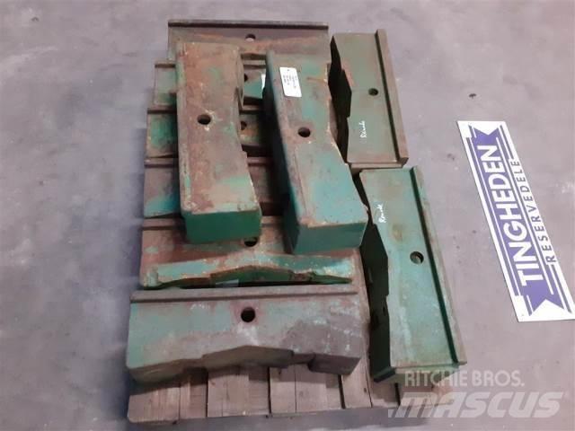 John Deere 2040 Etupainot