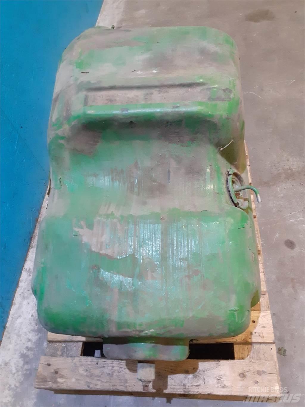 John Deere 2040 Lisävarusteet ja komponentit