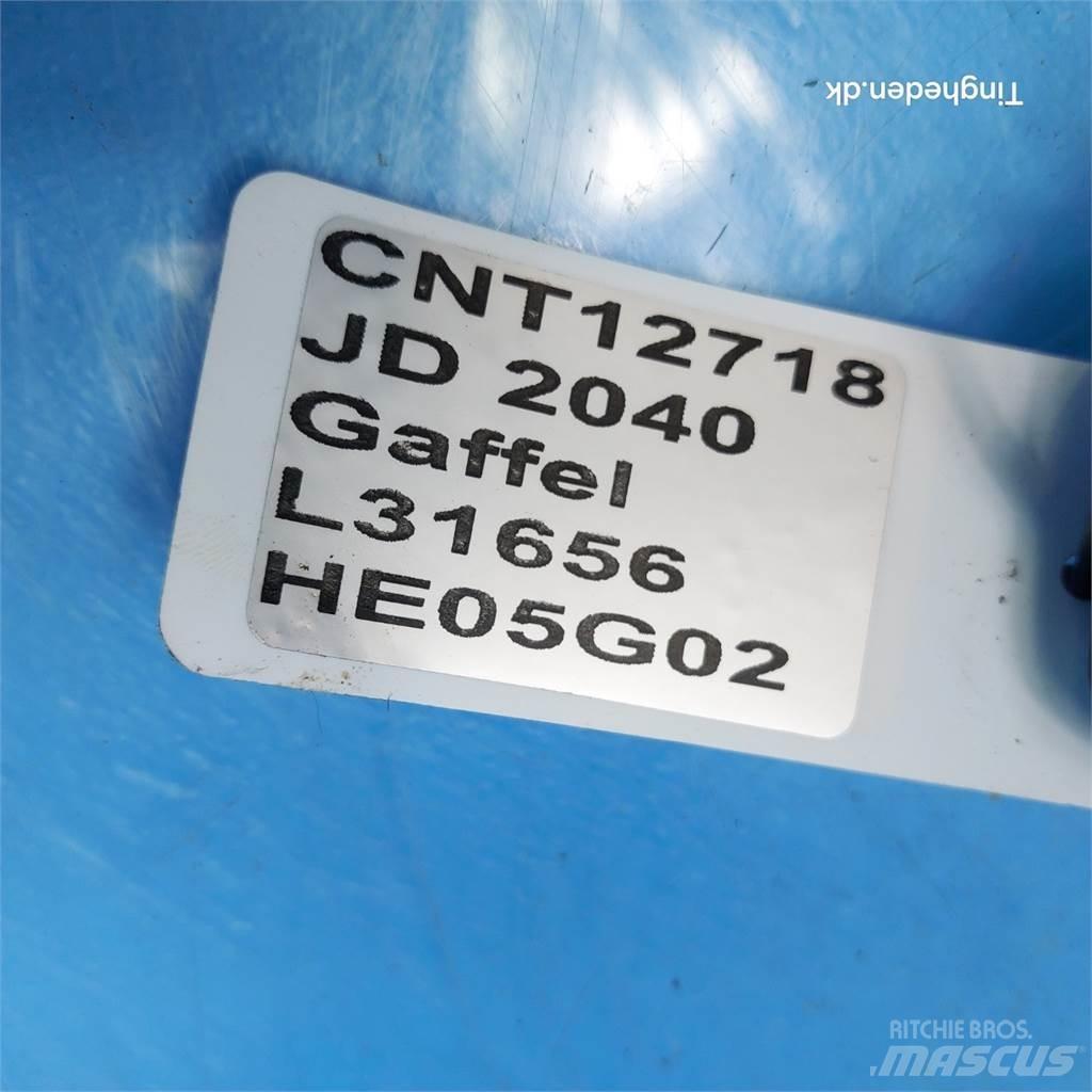 John Deere 2040 Lisävarusteet ja komponentit