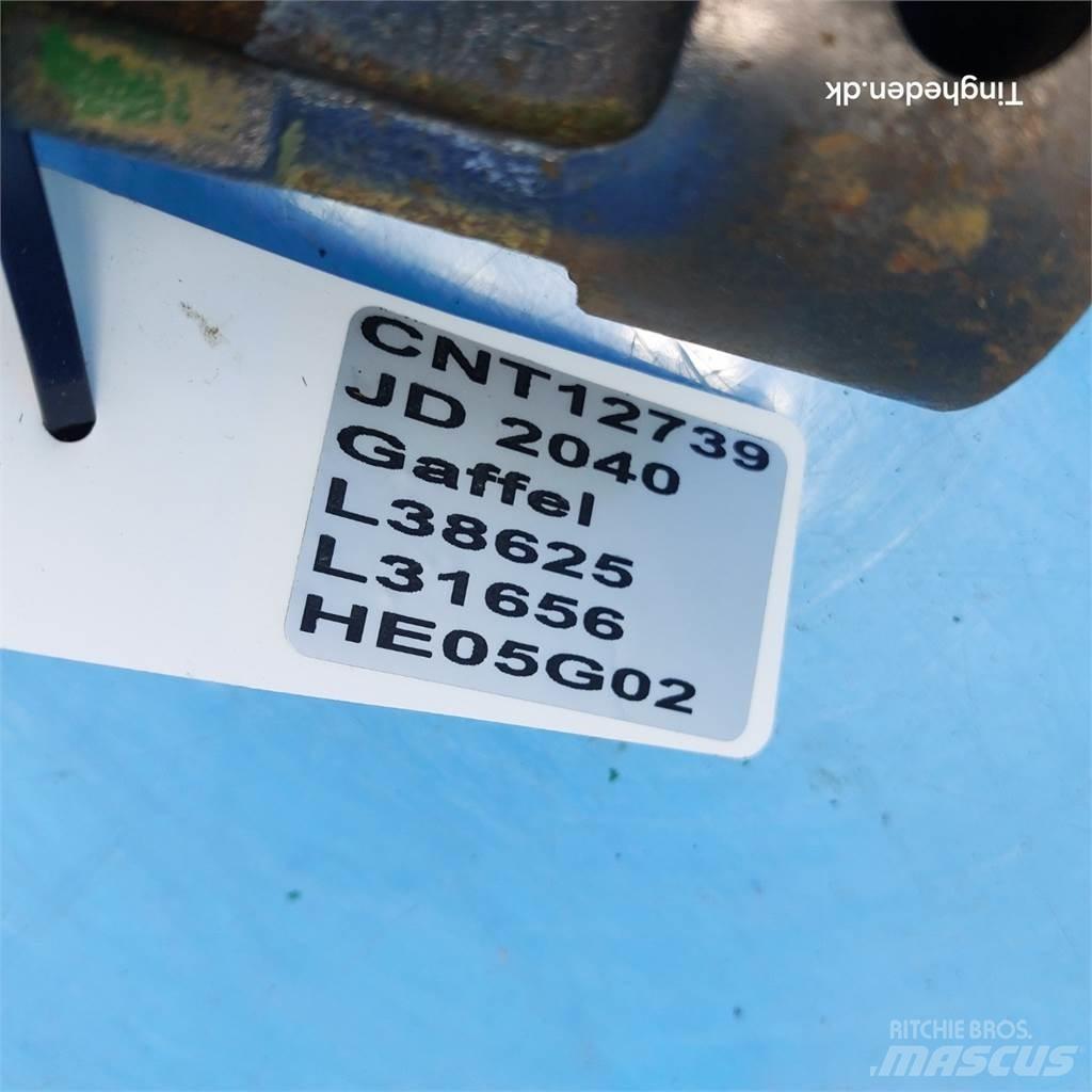 John Deere 2040 Lisävarusteet ja komponentit