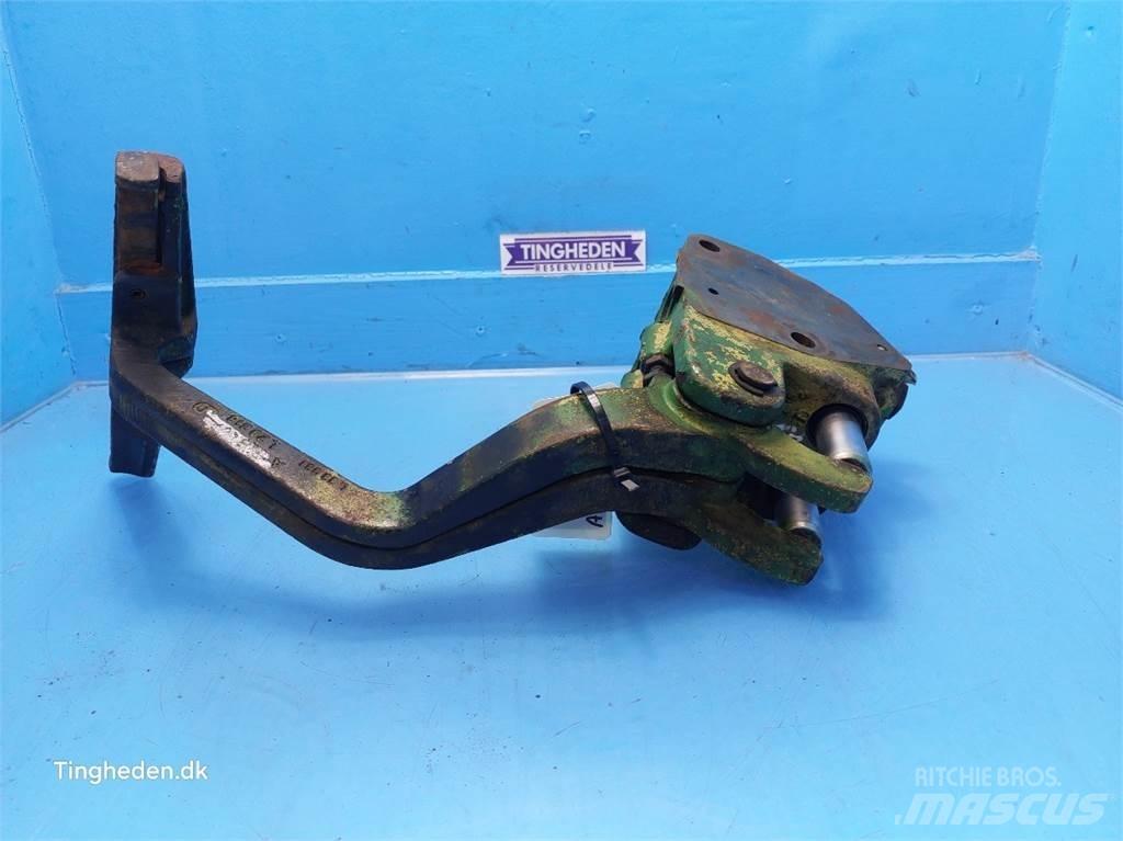 John Deere 2040 Hydrauliikka
