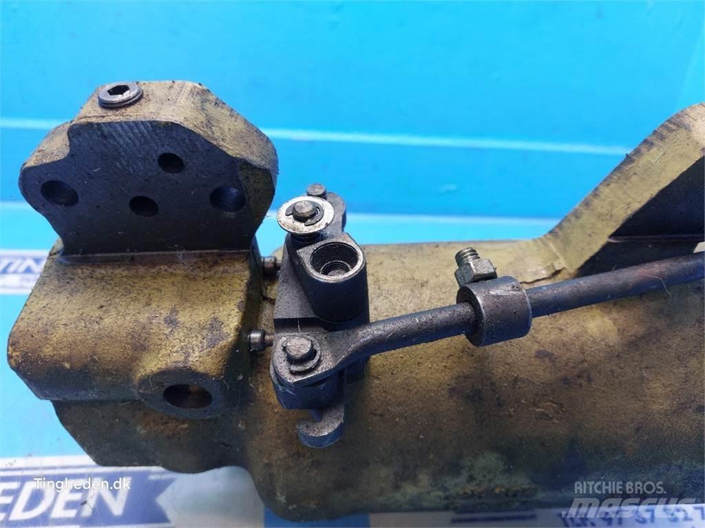 John Deere 2040 Hydrauliikka