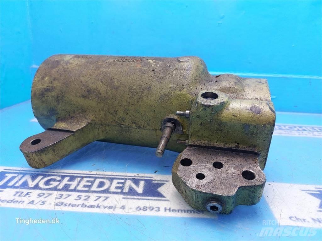 John Deere 2040 Hydrauliikka