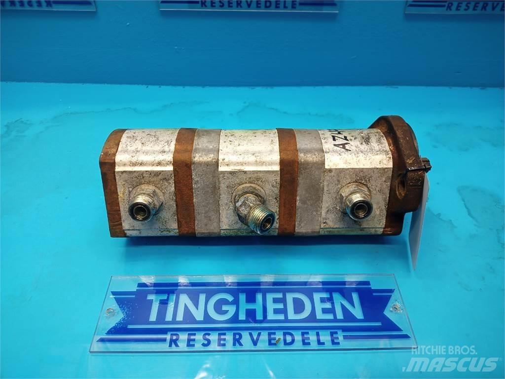 John Deere 2054 Hydrauliikka