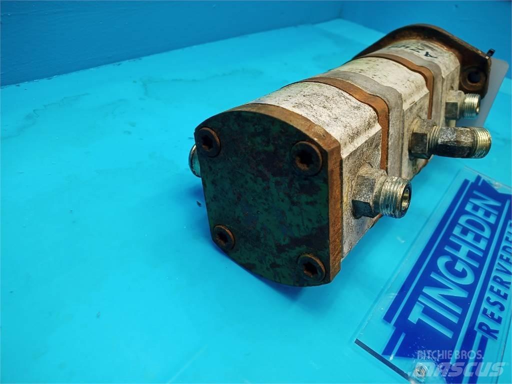 John Deere 2054 Hydrauliikka