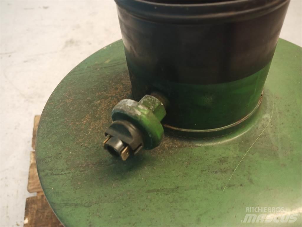 John Deere 2054 Moottorit