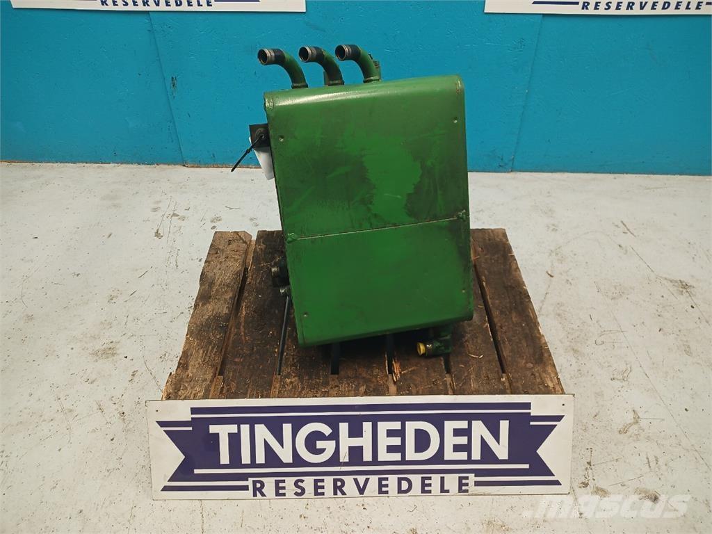 John Deere 2054 Hydrauliikka