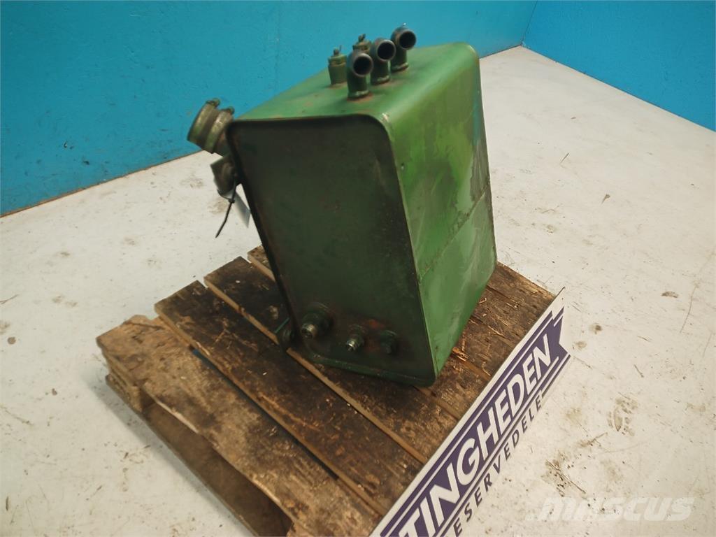 John Deere 2054 Hydrauliikka