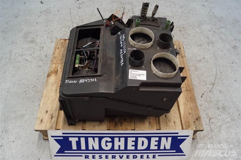 John Deere 2054 Ohjaamo ja sisusta