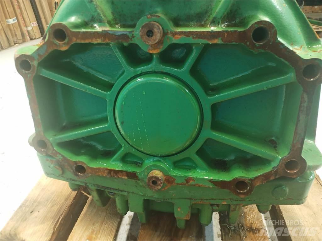 John Deere 2066 Lisävarusteet ja komponentit