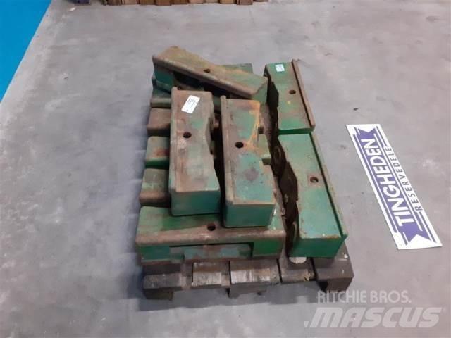 John Deere 2140 Etupainot