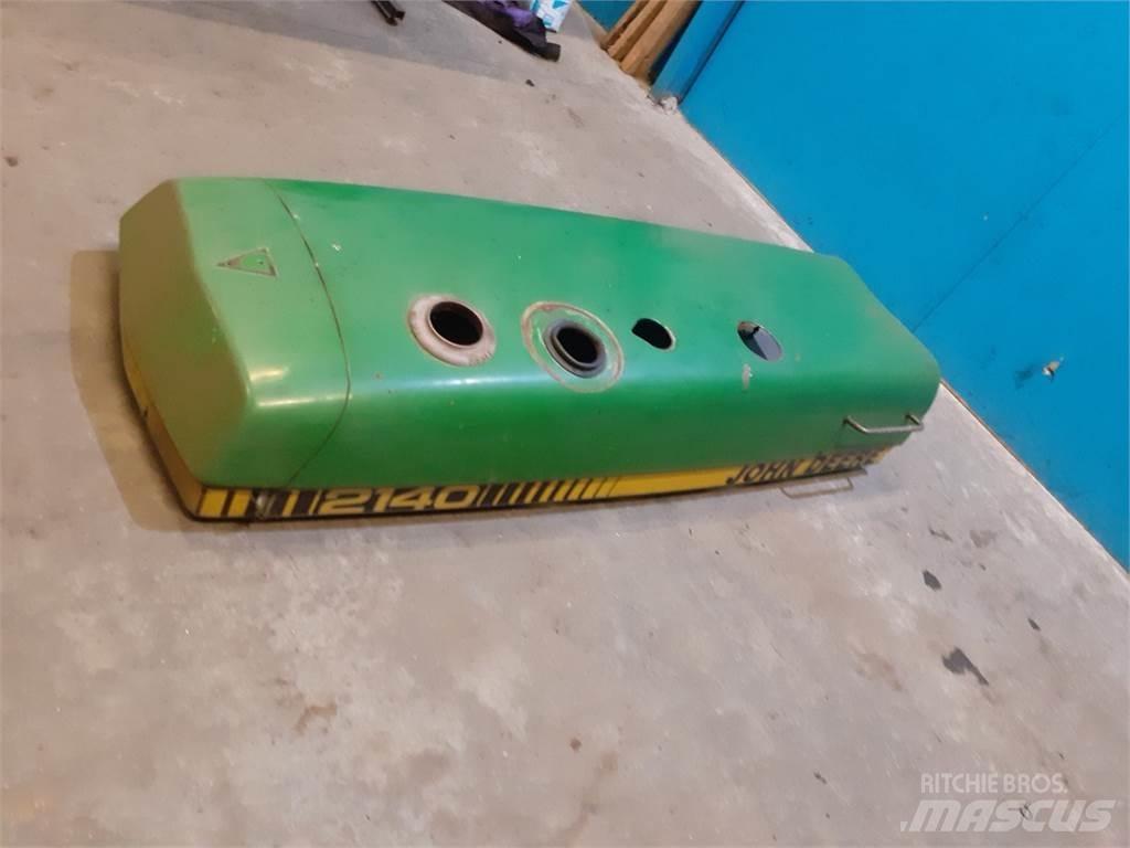 John Deere 2140 Lisävarusteet ja komponentit