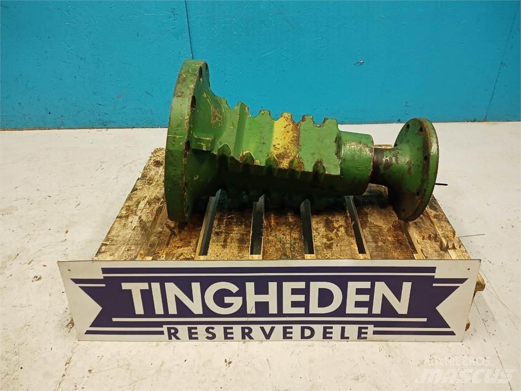 John Deere 2140 Lisävarusteet ja komponentit