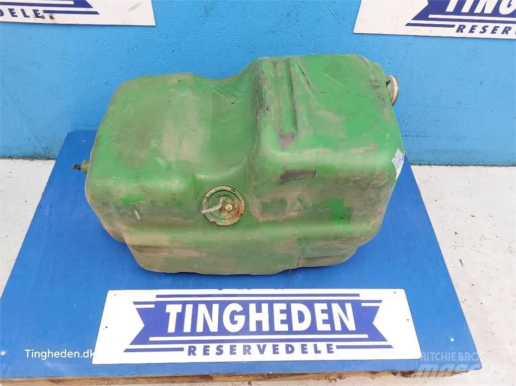 John Deere 2140 Lisävarusteet ja komponentit
