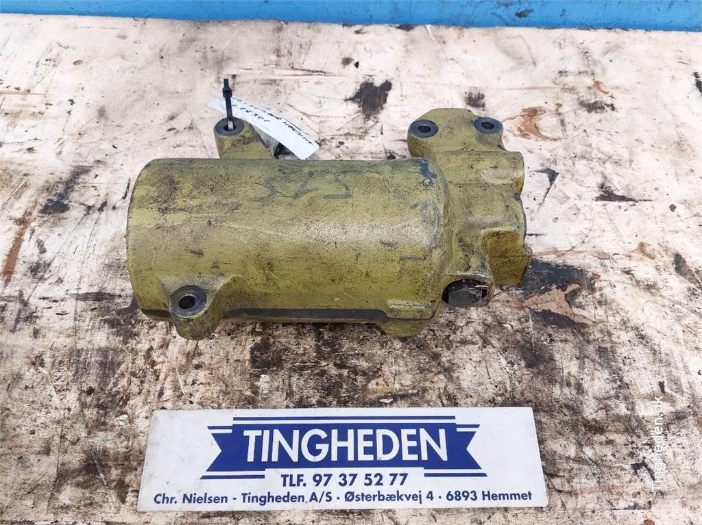 John Deere 2141 Hydrauliikka