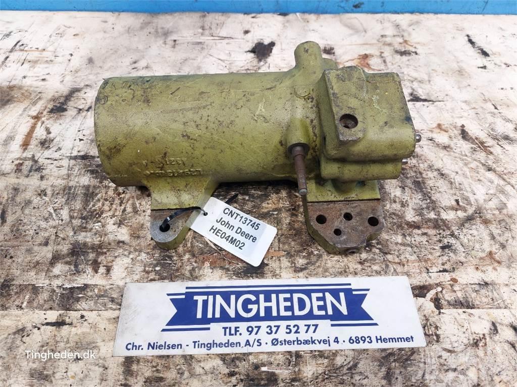 John Deere 2141 Hydrauliikka