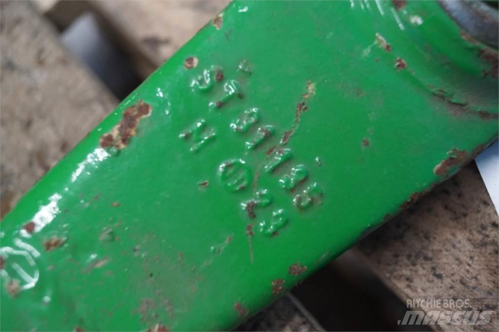 John Deere 2450 Lisävarusteet ja komponentit
