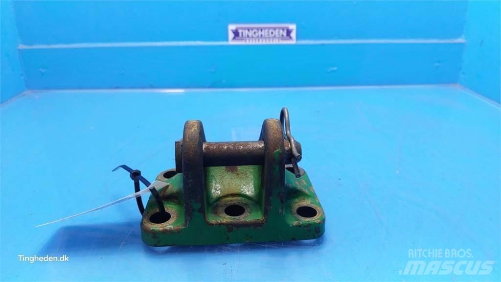 John Deere 3030 Lisävarusteet ja komponentit