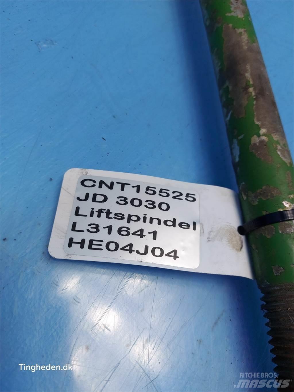 John Deere 3030 Lisävarusteet ja komponentit