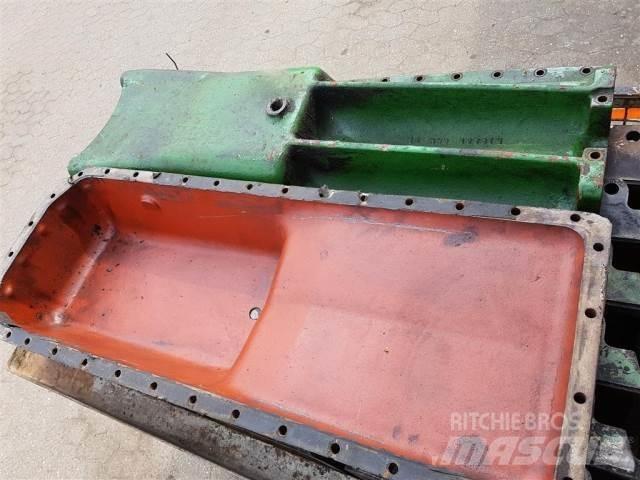 John Deere 3040 Moottorit