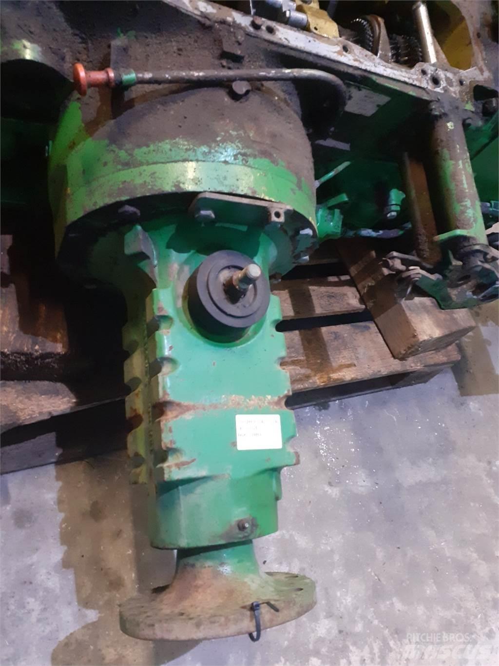 John Deere 3040 Vaihteisto