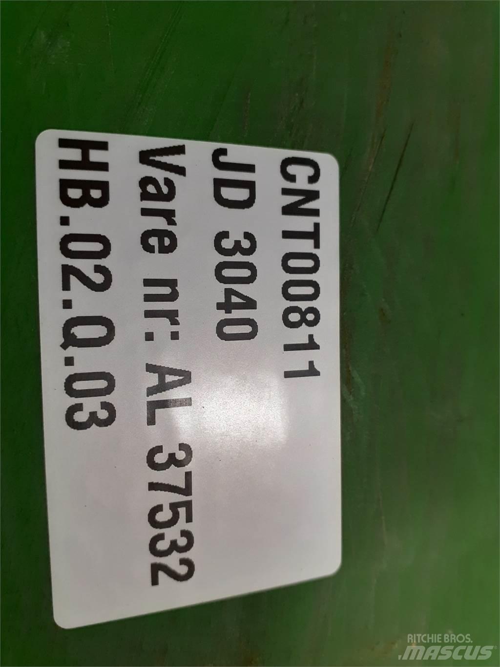John Deere 3040 Lisävarusteet ja komponentit