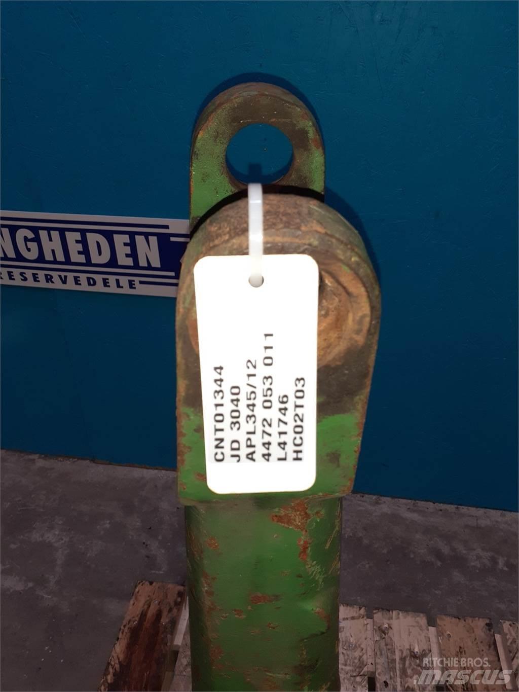 John Deere 3040 Lisävarusteet ja komponentit