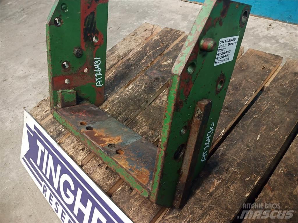 John Deere 3040 Lisävarusteet ja komponentit