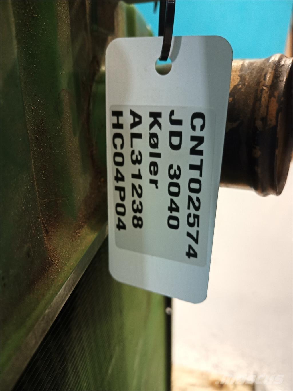 John Deere 3040 Jäähdyttimet