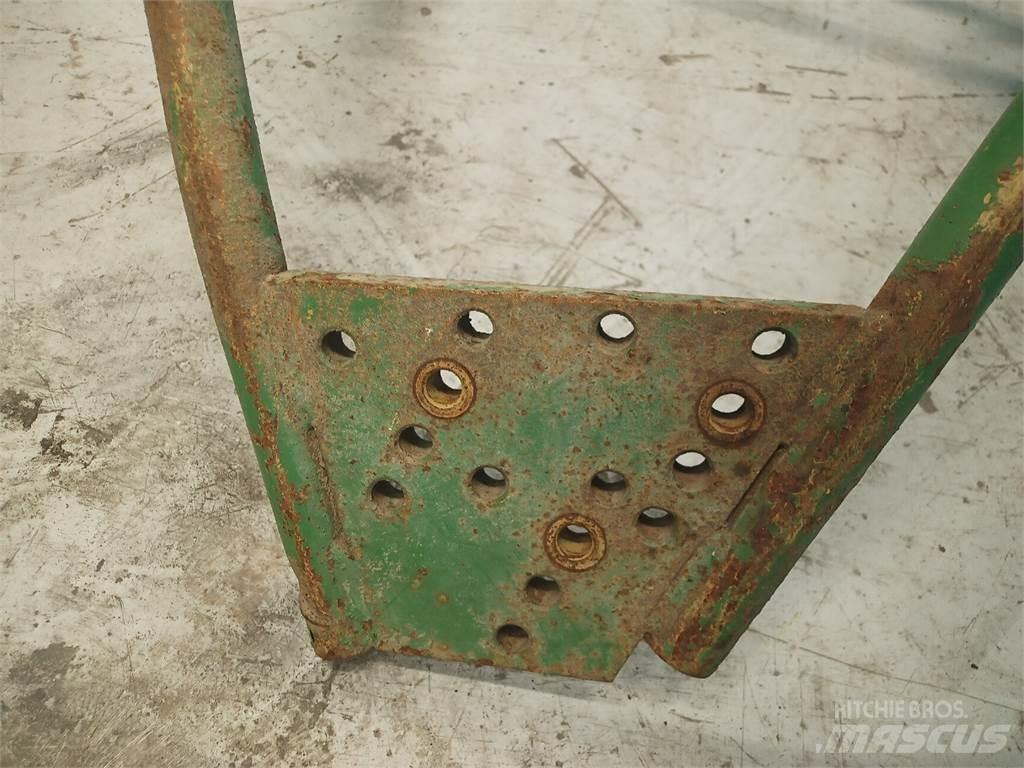 John Deere 3040 Lisävarusteet ja komponentit