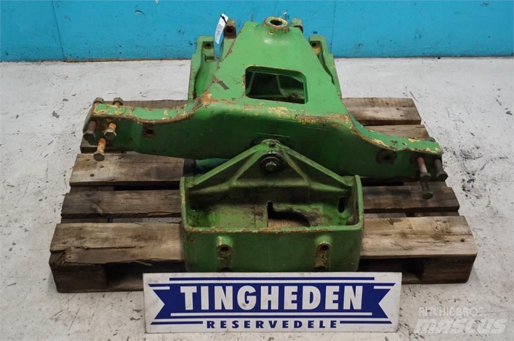 John Deere 3040 Lisävarusteet ja komponentit