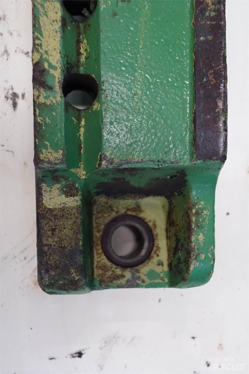 John Deere 3040 Lisävarusteet ja komponentit
