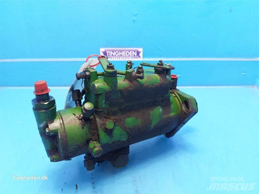 John Deere 3040 Moottorit