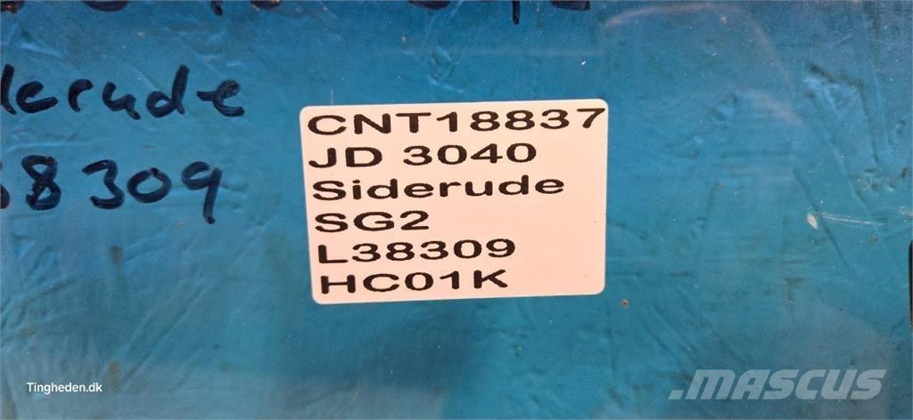 John Deere 3040 Ohjaamo ja sisusta