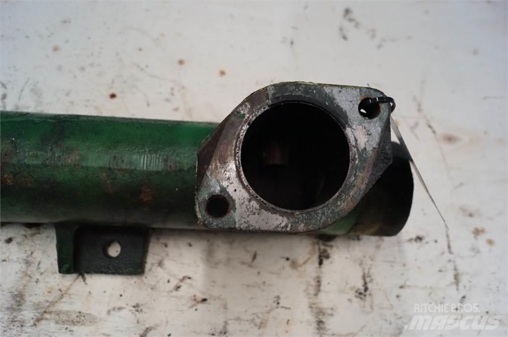 John Deere 3140 Moottorit