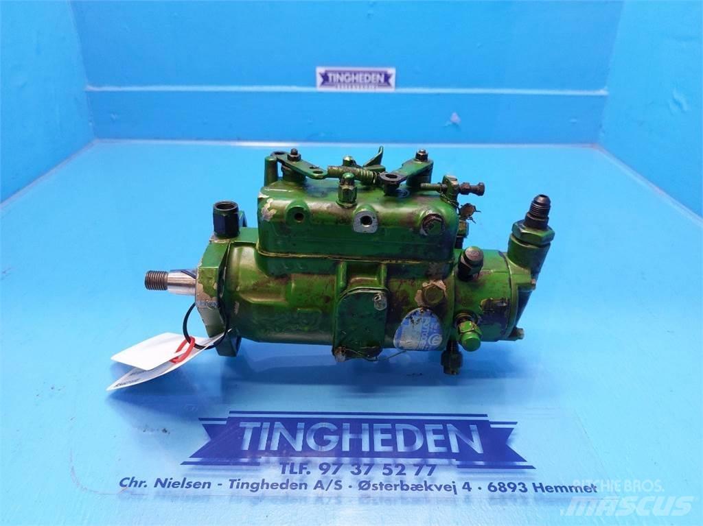 John Deere 3140 Moottorit