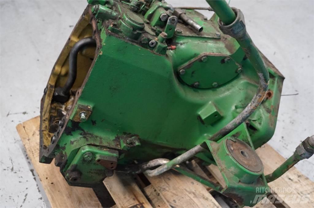 John Deere 3140 Vaihteisto