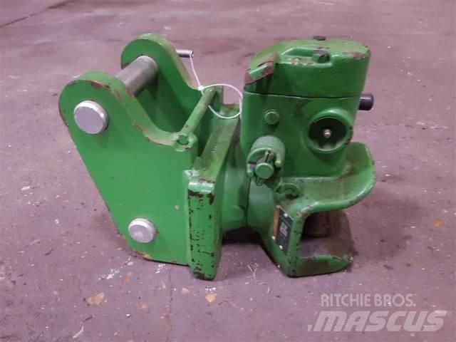 John Deere 4040 Lisävarusteet ja komponentit
