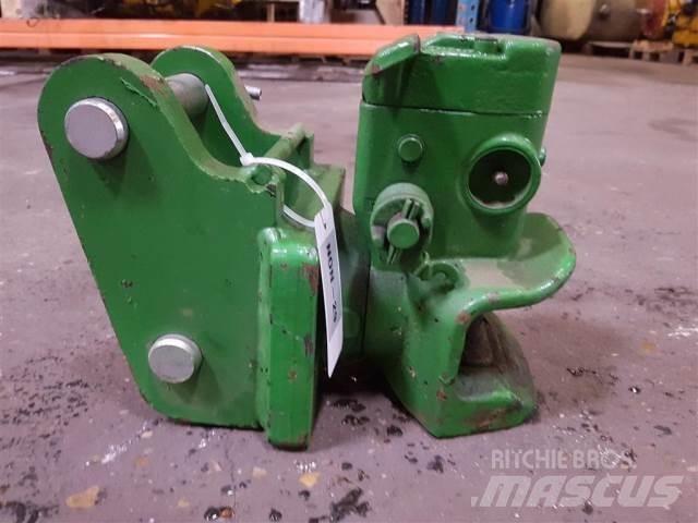 John Deere 4040 Lisävarusteet ja komponentit