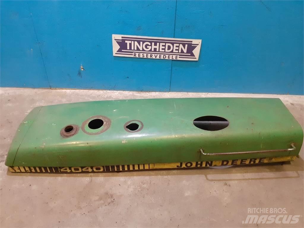 John Deere 4040 Lisävarusteet ja komponentit