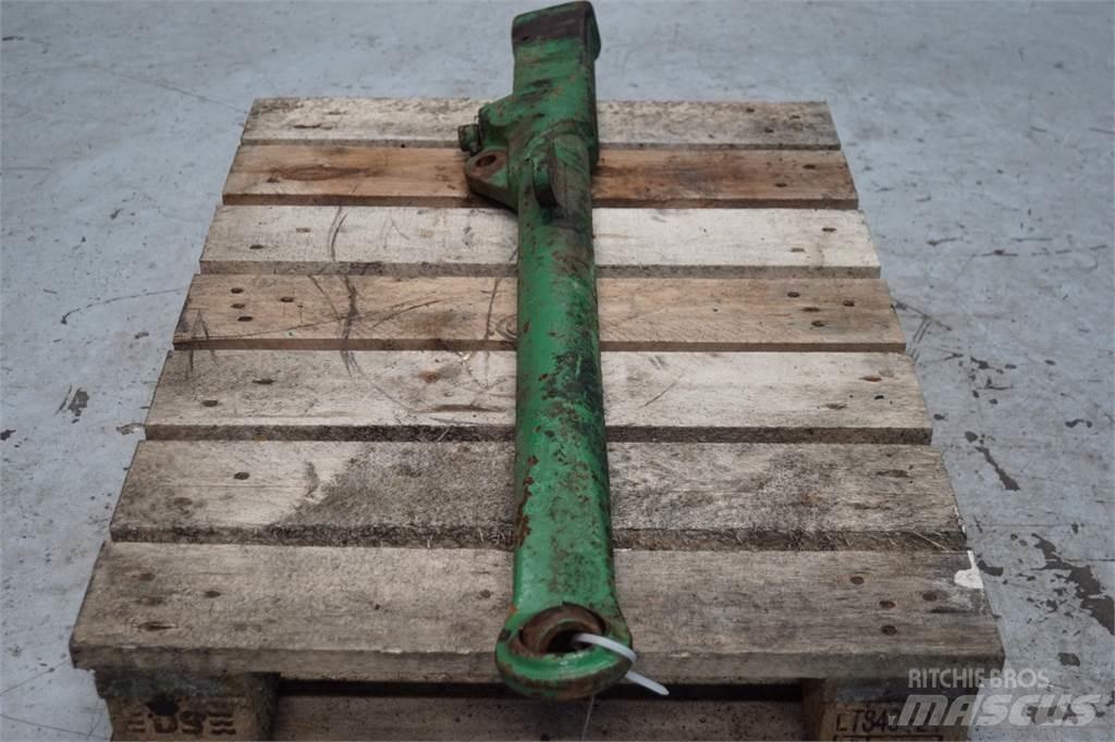 John Deere 4040 Lisävarusteet ja komponentit