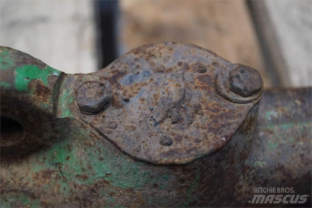 John Deere 4040 Lisävarusteet ja komponentit