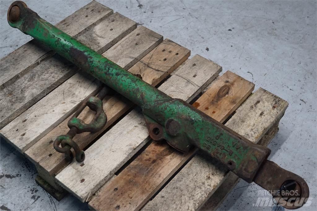John Deere 4040 Lisävarusteet ja komponentit