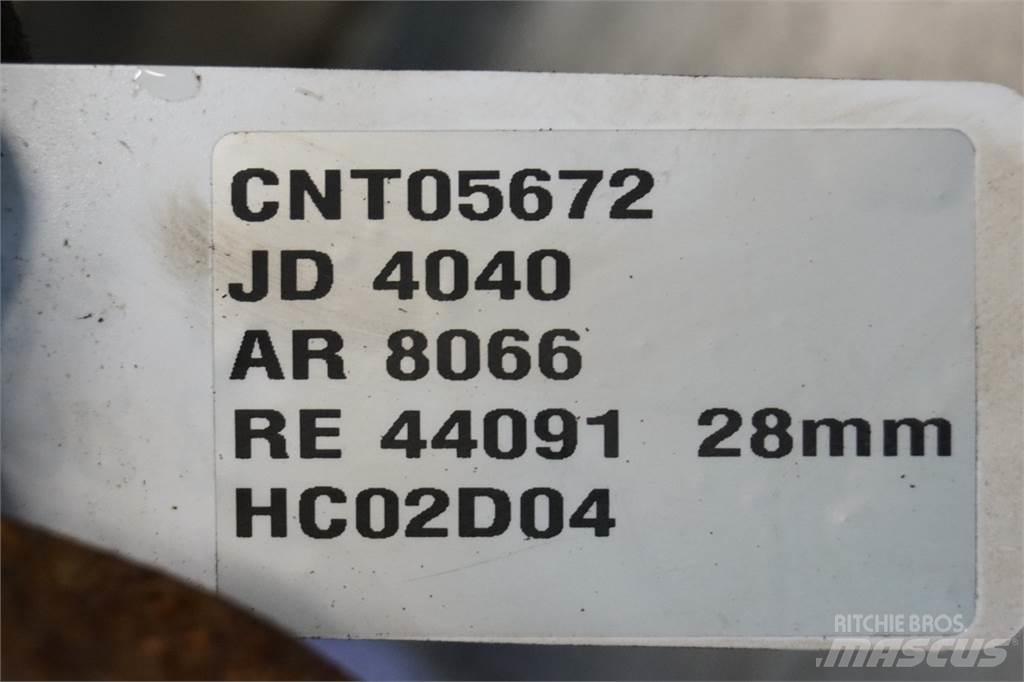 John Deere 4040 Lisävarusteet ja komponentit