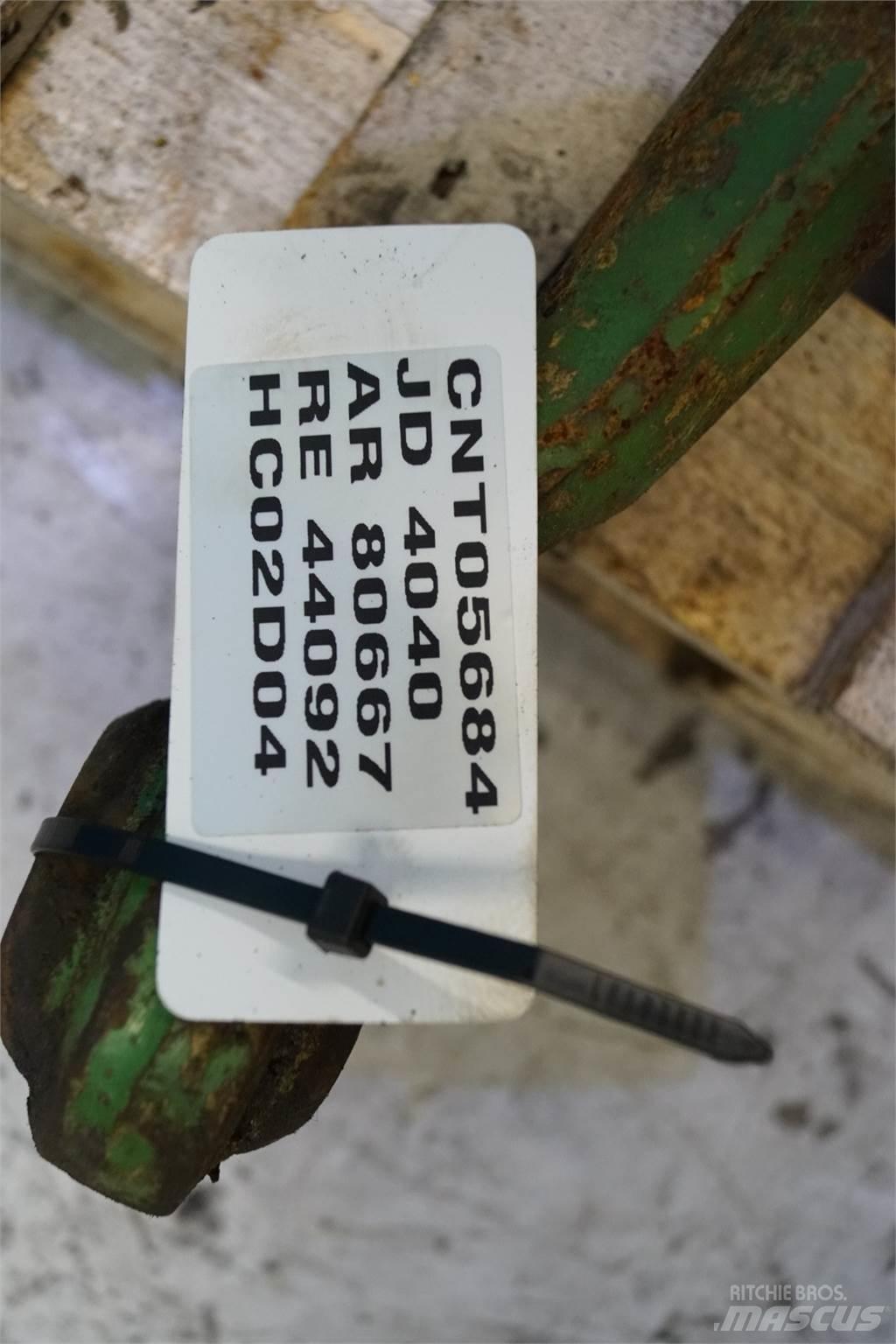 John Deere 4040 Lisävarusteet ja komponentit
