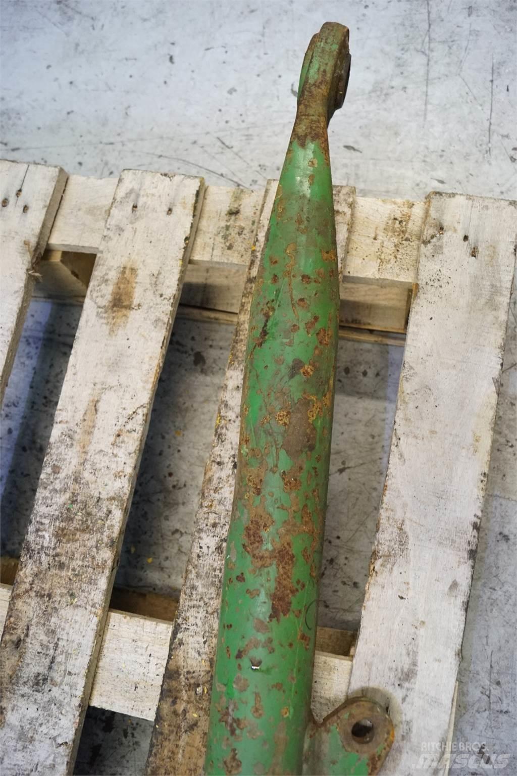 John Deere 4040 Lisävarusteet ja komponentit
