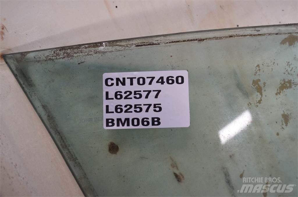 John Deere 4040 Ohjaamo ja sisusta