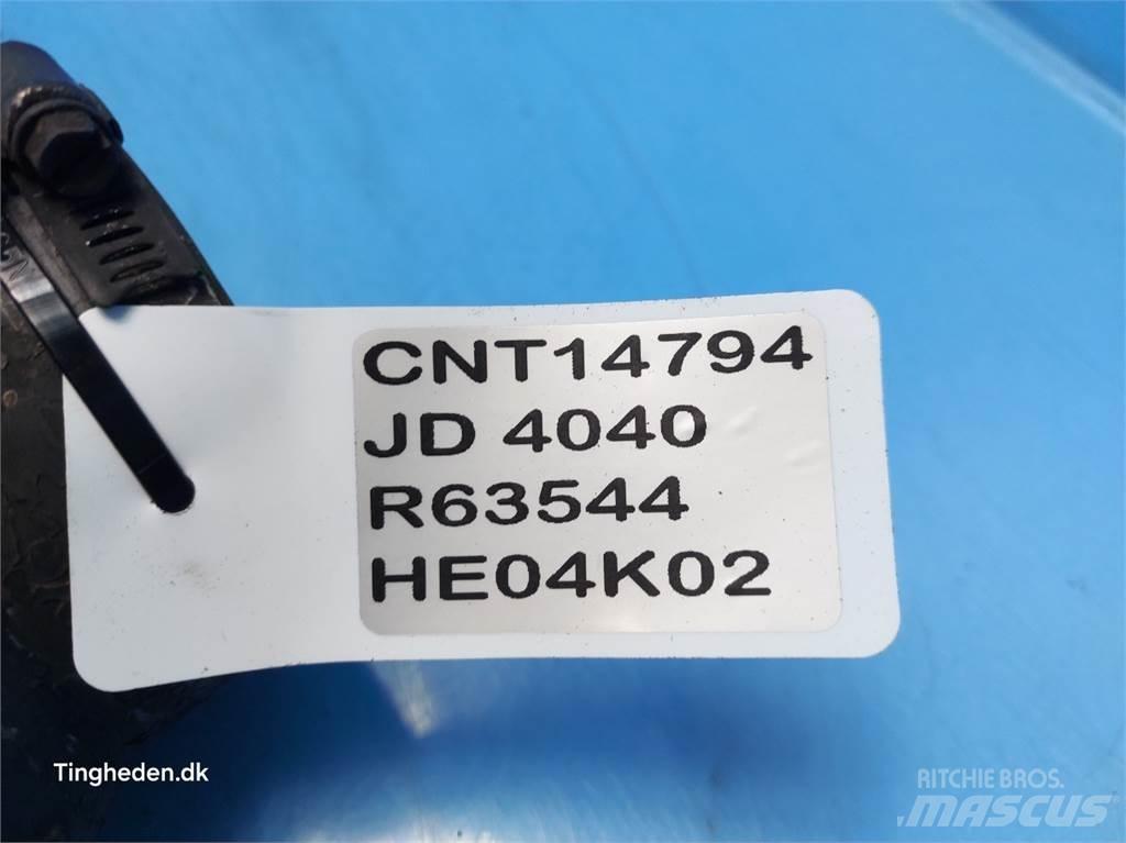 John Deere 4040 Moottorit
