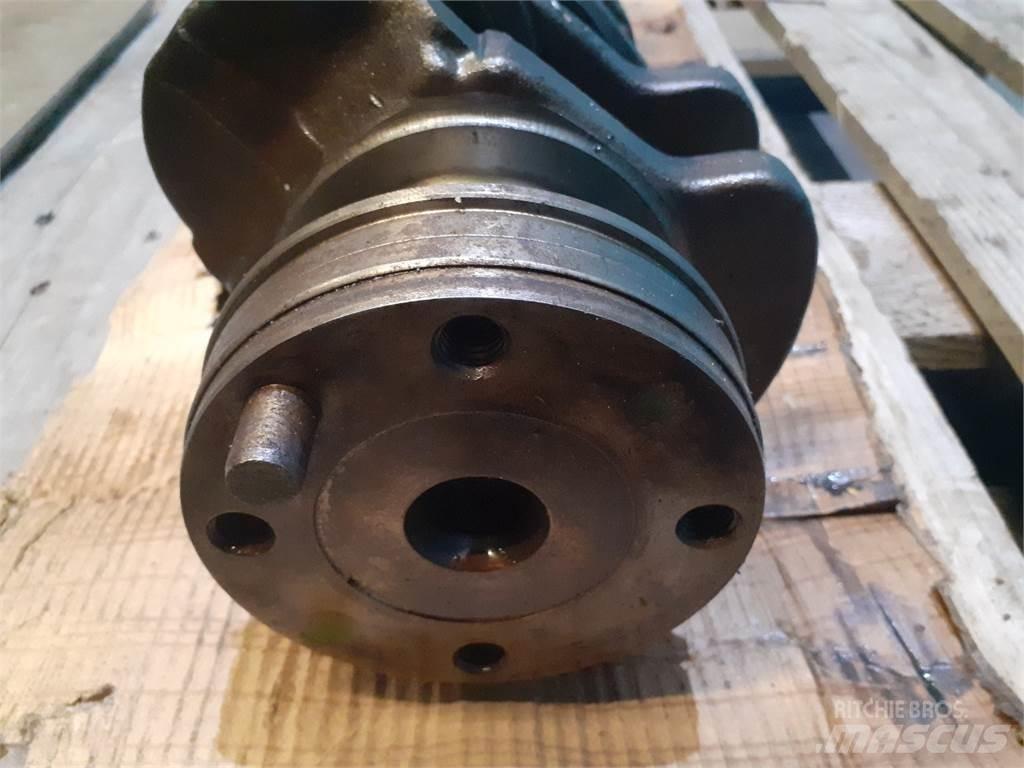 John Deere 4239 Moottorit