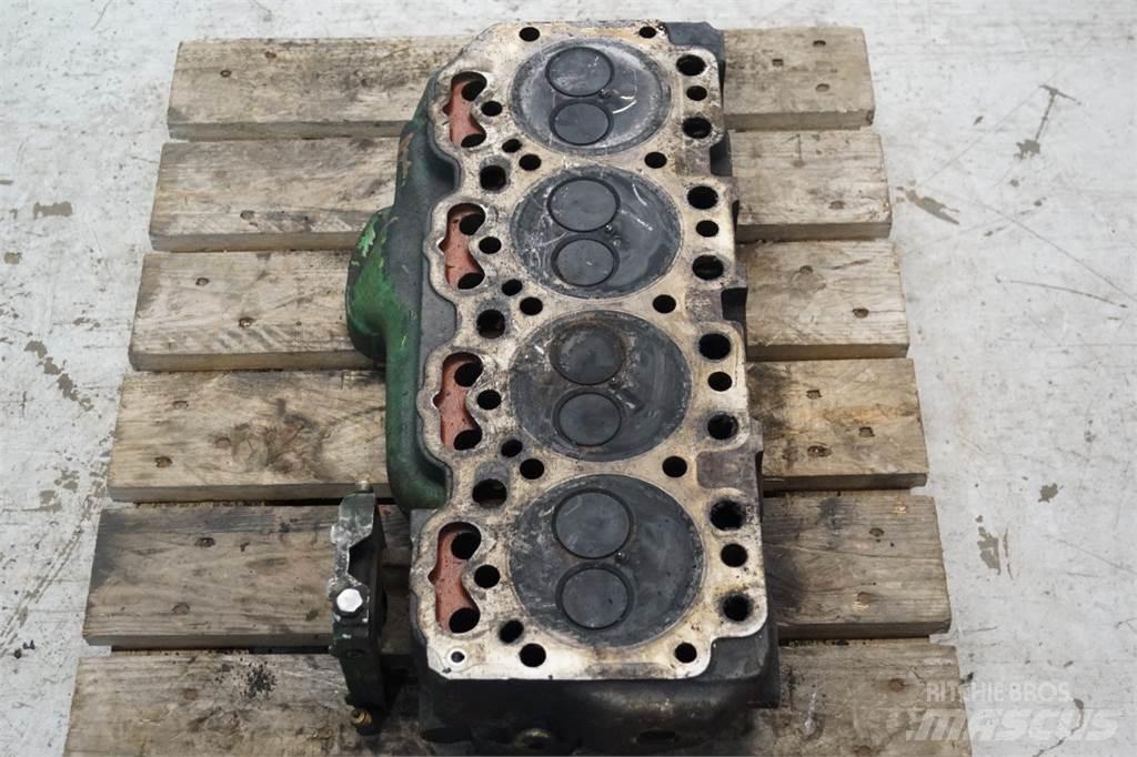 John Deere 4239 Moottorit